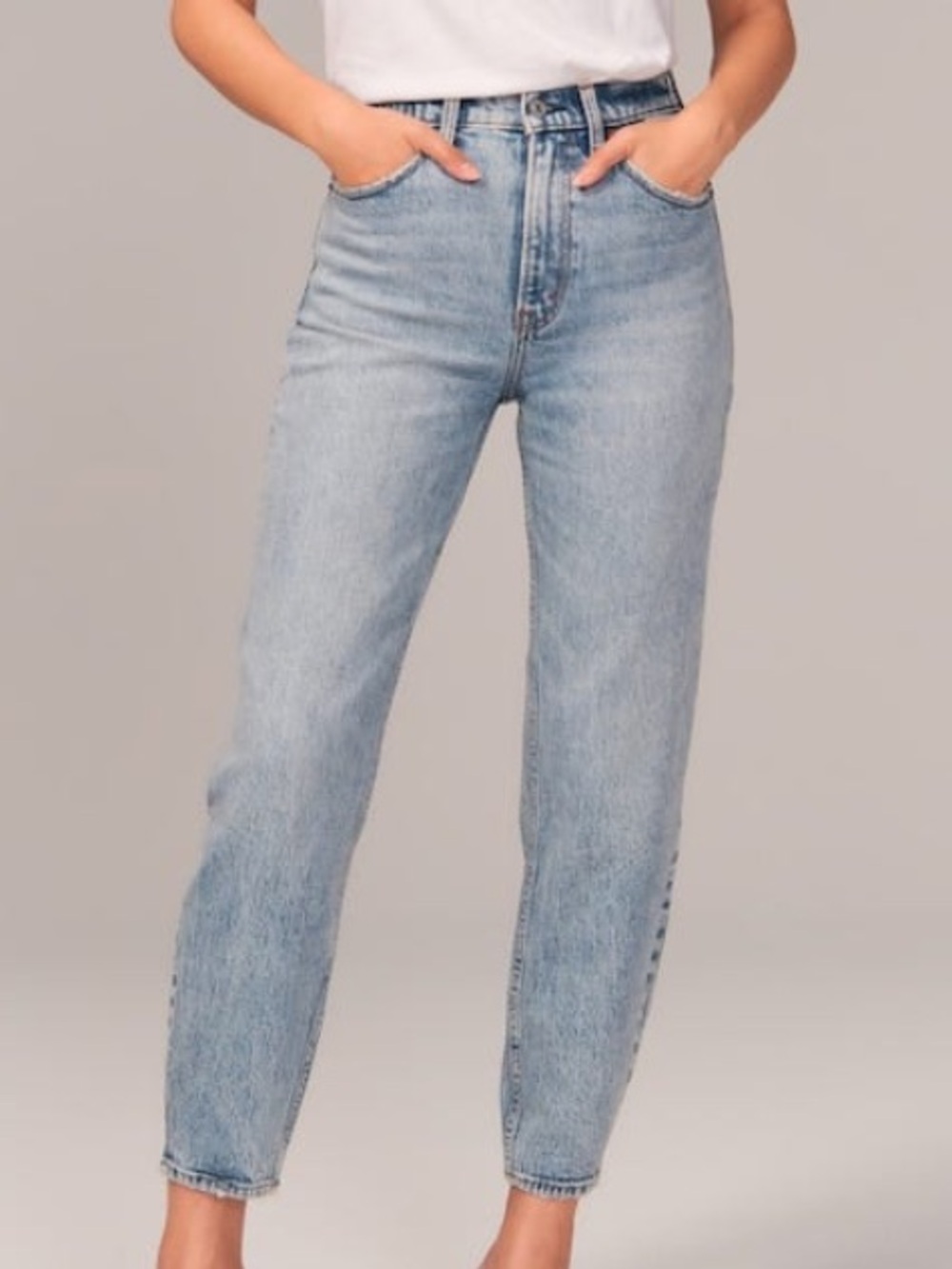 Abercrombie & Fitch The Mom High Rise NWT